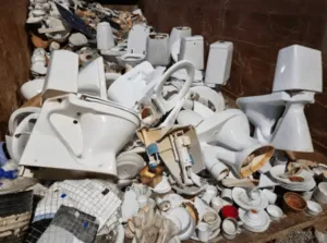 smaltimento rifiuti ceramica